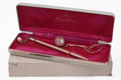 Lot 152 - A collection of fountain and ballpoint pens