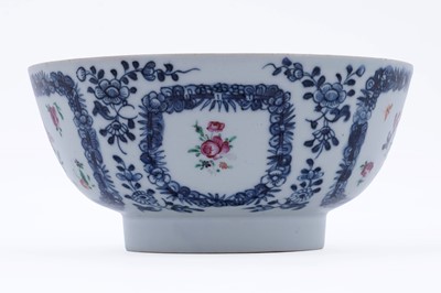 Lot 807 - Four Chinese bowls