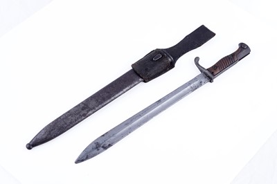 Lot 293 - An Imperial German S98/05 pattern bayonet