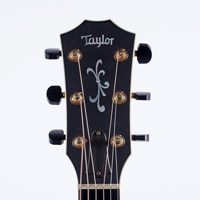 Lot 77 - A Taylor 914CE