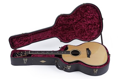 Lot 77 - A Taylor 914CE