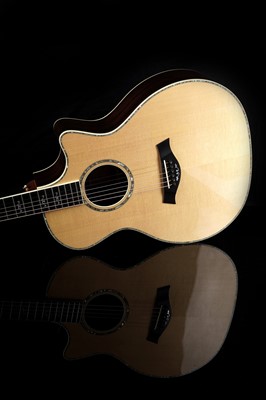Lot 77 - A Taylor 914CE