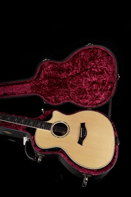 Lot 77 - A Taylor 914CE
