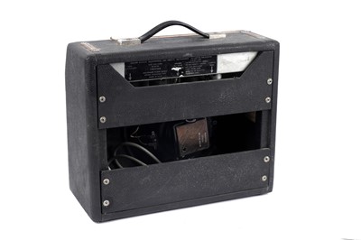 Lot 160 - A Fender Vibro Champ