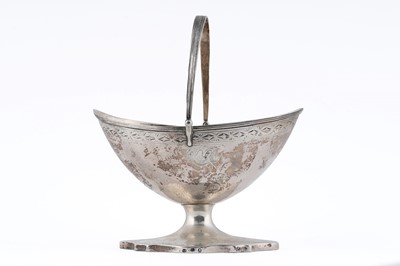 Lot 93 - A George III Scottish silver sugar basket