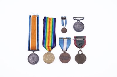Lot 219 - WWI and other medals