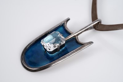 Lot 561 - A UNI David Andersen rock crystal and enamel torque necklace "Uni's Magical Mirror"