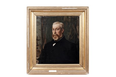 Lot 735 - Edward Arthur Walton - Head and shoulders portrait of a gentleman | oil