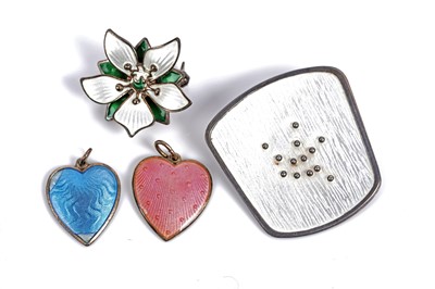 Lot 562 - Danish Modernist silver brooches and pendants