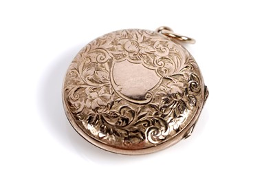 Lot 572 - Pendants and necklaces including: a captive pearl and antique locket