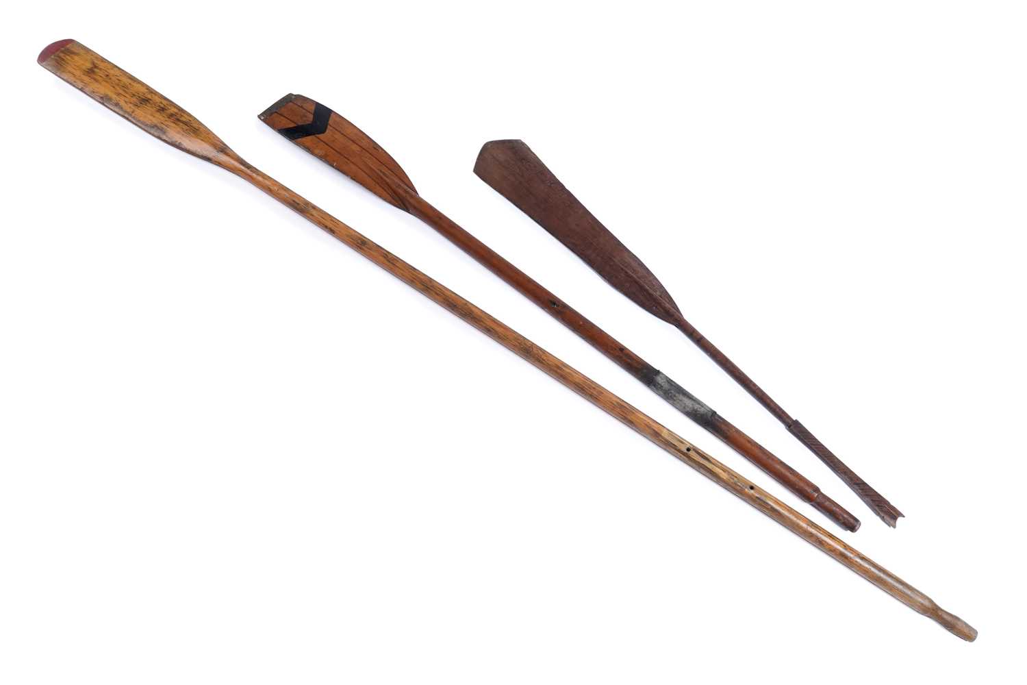 Lot 139 - A collection of three oars of varying lengths