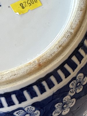 Lot 819 - A Chinese blue and white ginger jar