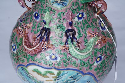 Lot 820 - A 19th Century Canton vase