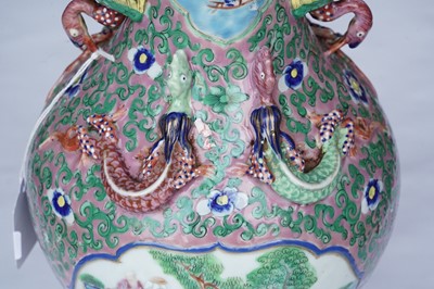 Lot 820 - A 19th Century Canton vase