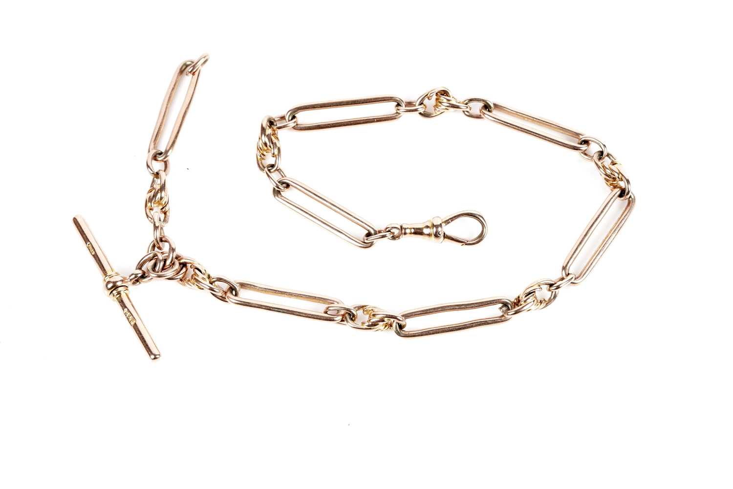 Lot 21 - An 18ct gold fetter link watch chain