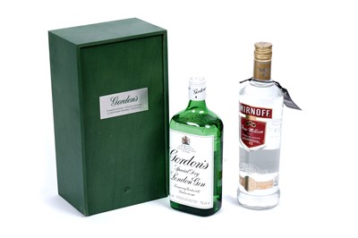 Lot 31 - A decanter of Kings Ransom 12 Year Old Blended Scotch Whisky; and others