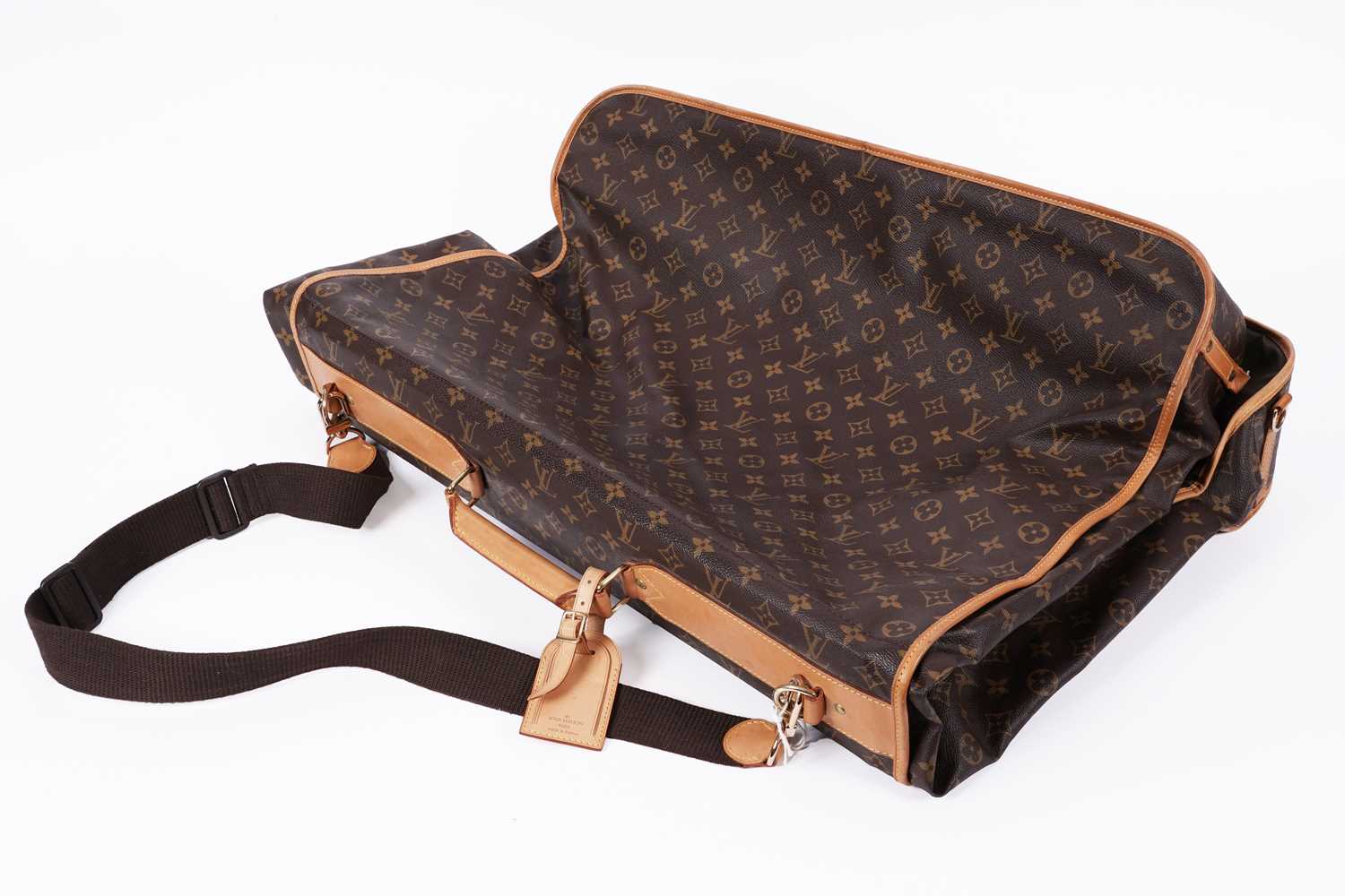 Lot 92 - A Louis Vuitton monogram canvas garment carrier