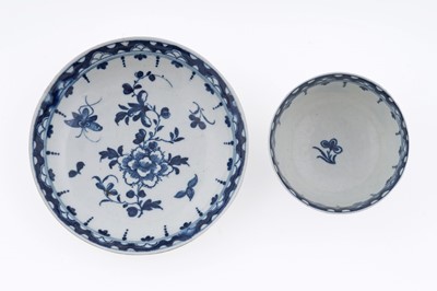 Lot 866 - Six Worcester blue and white tea bowls and saucers