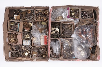 Lot 164 - A selection of door furniture