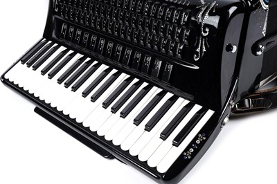 Lot 11 - A Bugari Armando Champion Cassotto 120 bass accordion