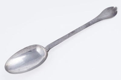 Lot 144 - A late James II silver trefid spoon