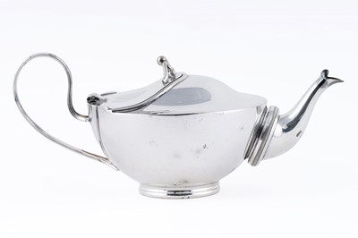 Lot 25 - A Victorian electroplated teapot