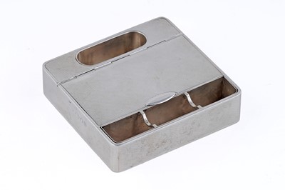 Lot 238 - A George V silver smoker’s compendium