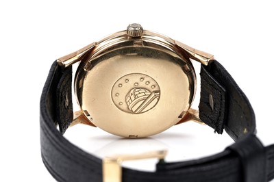 Lot 425 - Omega Constellation: an 18ct yellow gold cased automatic chronometer wristwatch