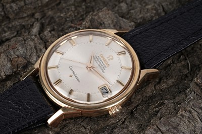 Lot 425 - Omega Constellation: an 18ct yellow gold cased automatic chronometer wristwatch