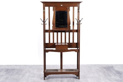 Lot 9 - An early 20th Century oak hallstand