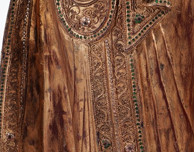 Lot 851 - A Burmese carved and giltwood 'jewelled' figure of Buddha