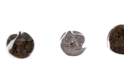 Lot 36 - Eight bronze Roman style coins