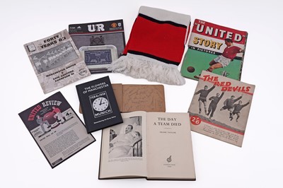 Lot 329 - A collection of Busby Babes and related autographs and ephemera