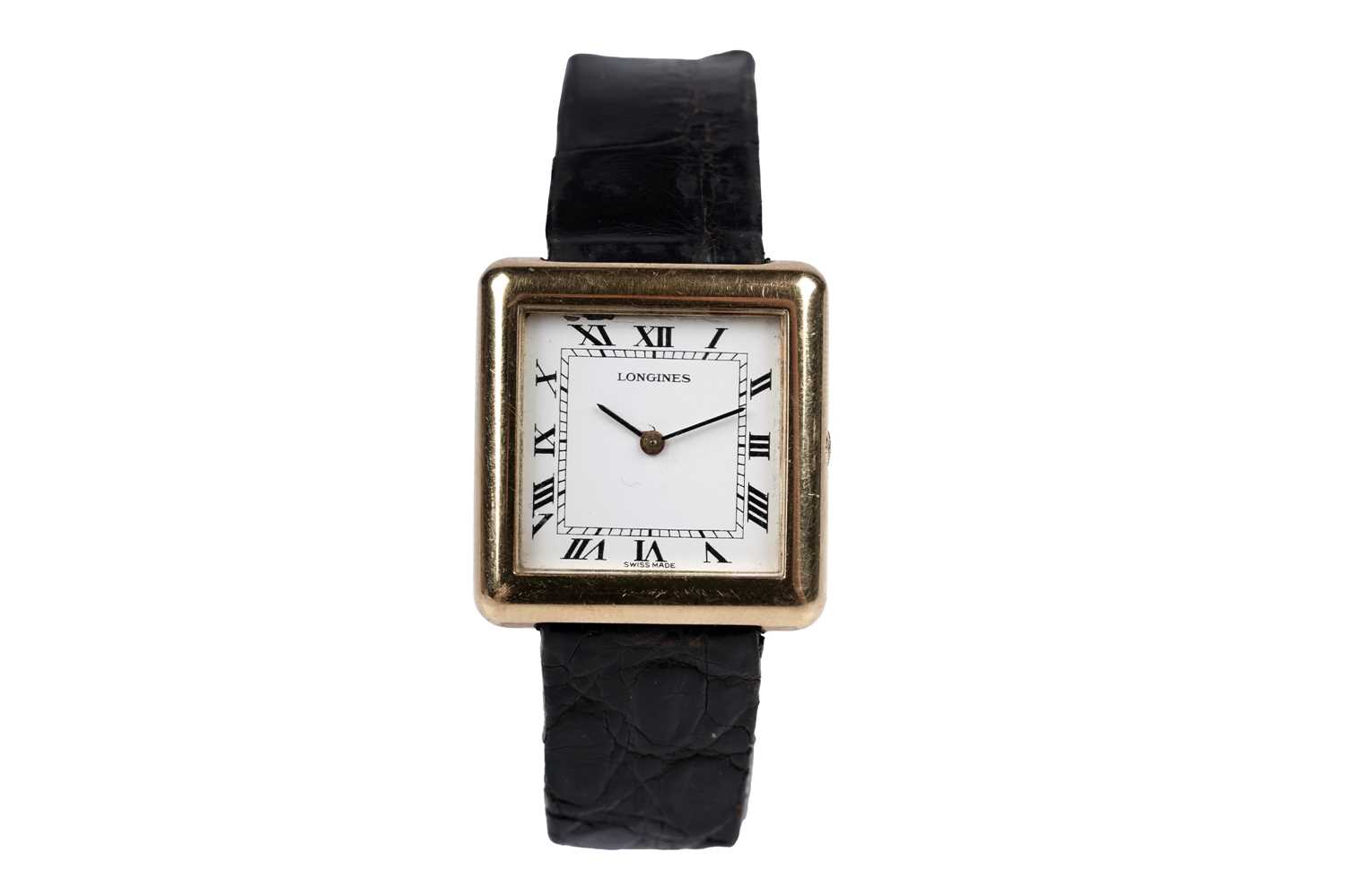 Lot 447 - Longines: an 18ct yellow gold cased manual wind wristwatch
