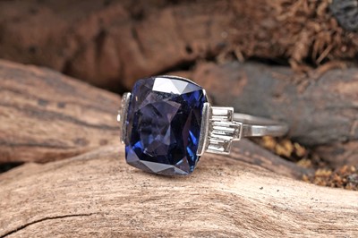 Lot 525 - An Art Deco Burmese sapphire and diamond ring