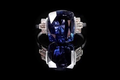 Lot 525 - An Art Deco Burmese sapphire and diamond ring