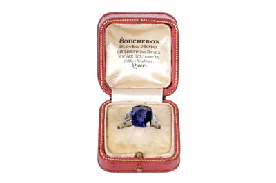 Lot 525 - An Art Deco Burmese sapphire and diamond ring