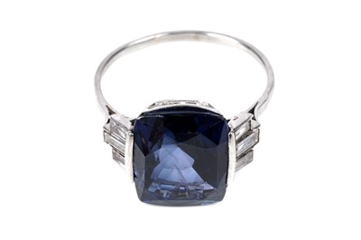 Lot 525 - An Art Deco Burmese sapphire and diamond ring