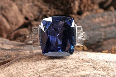 Lot 525 - An Art Deco Burmese sapphire and diamond ring