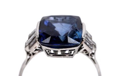 Lot 525 - An Art Deco Burmese sapphire and diamond ring
