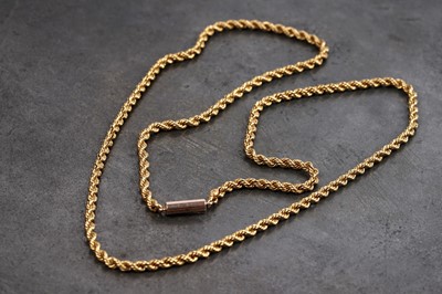 Lot 510 - A Victorian gold chain necklace