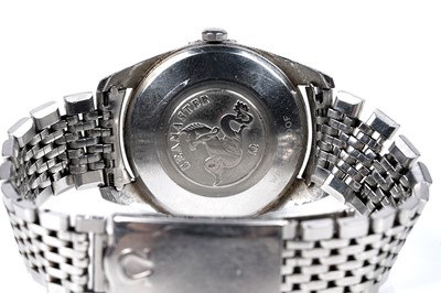 Lot 437 - Omega Seamaster: a stainless steel cased automatic wristwatch