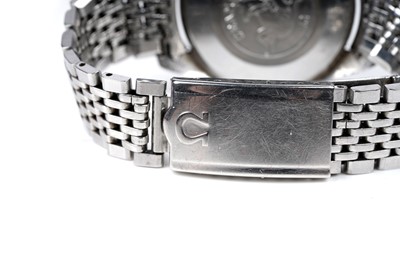 Lot 437 - Omega Seamaster: a stainless steel cased automatic wristwatch