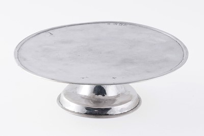Lot 108 - An extremely rare Queen Anne Scottish silver tazza