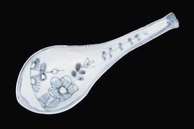 Lot 812 - Tek Sing Cargo 1822: plates, bowls and other items