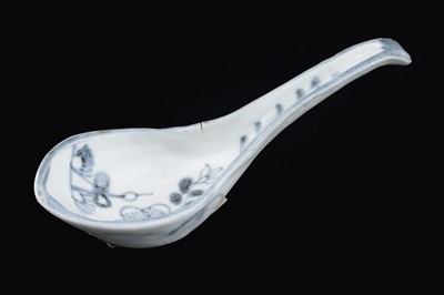 Lot 812 - Tek Sing Cargo 1822: plates, bowls and other items