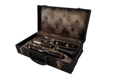 Lot 290 - A Boosey and Hawkes ‘Regent’ clarinet