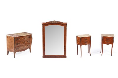 Lot 1090 - A 20th Century continental walnut and kingwood bedroom suite