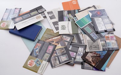 Lot 89 - A collection of British and World stamps