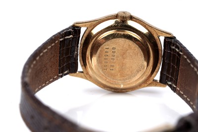 Lot 446 - Jaeger-LeCoultre: an 18ct yellow gold cased automatic lady's wristwatch